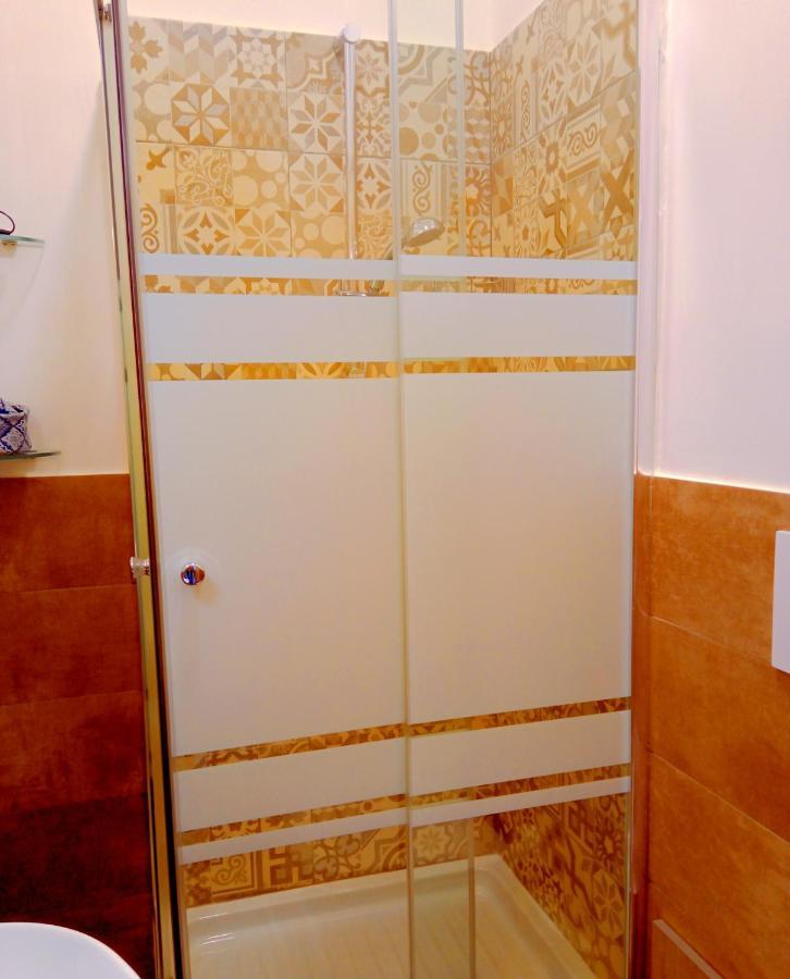 Non Ci Resta Che Napoli Bed & Breakfast Екстериор снимка