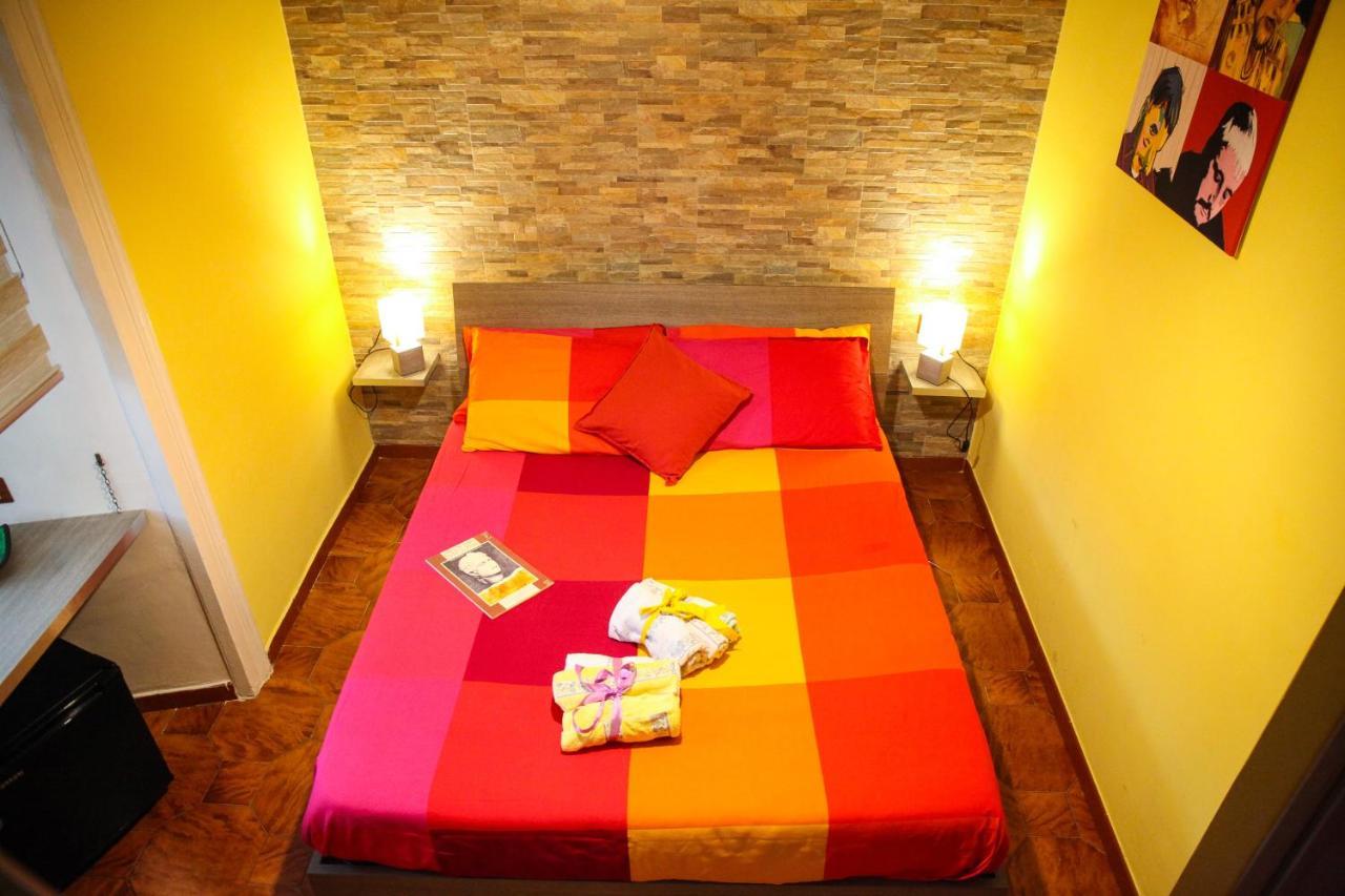 Non Ci Resta Che Napoli Bed & Breakfast Екстериор снимка