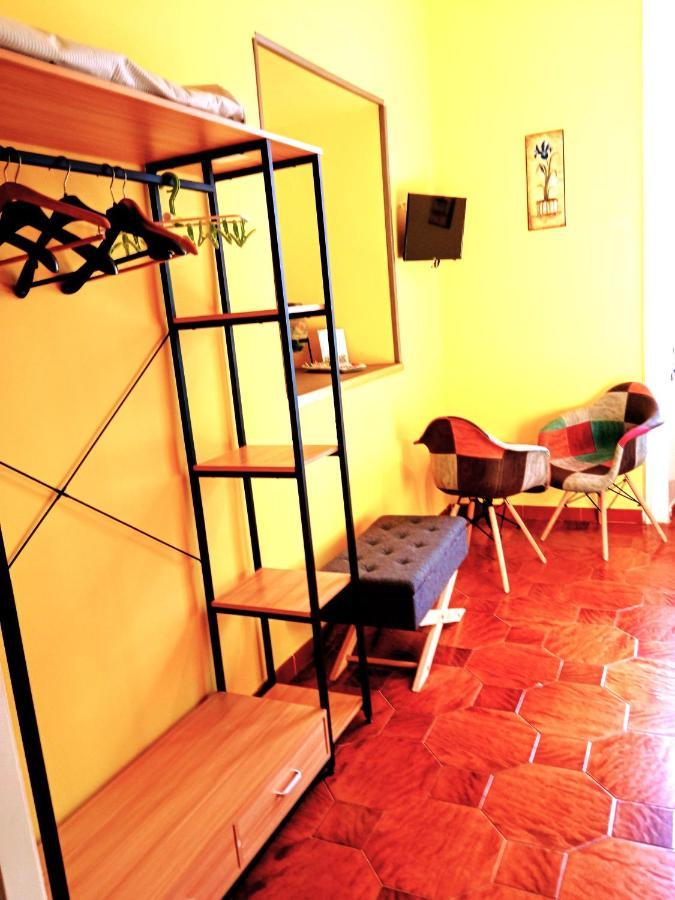 Non Ci Resta Che Napoli Bed & Breakfast Екстериор снимка