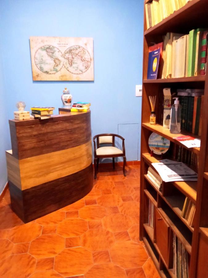Non Ci Resta Che Napoli Bed & Breakfast Екстериор снимка